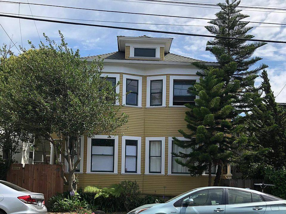 Apartment for rent at 2034 Essex St, Berkeley, CA 94703