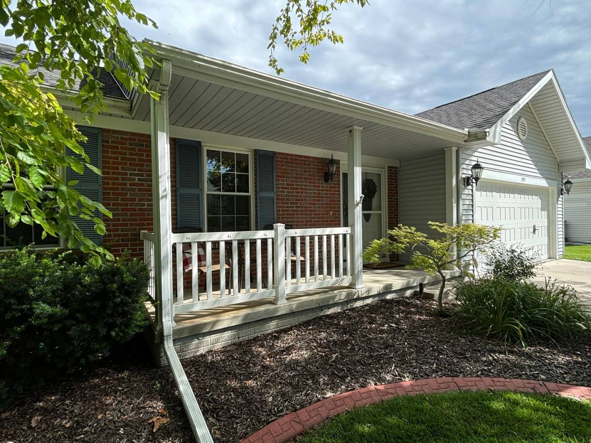 House for rent at 2919 Blackhawk Dr, Bellevue, NE 68123