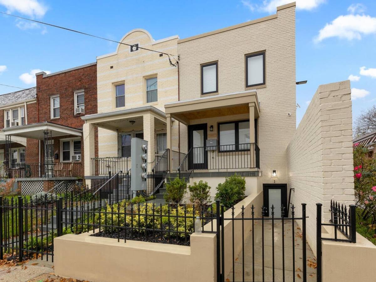 Apartment for rent at 2517 Benning Rd NE, Washington, DC 20002
