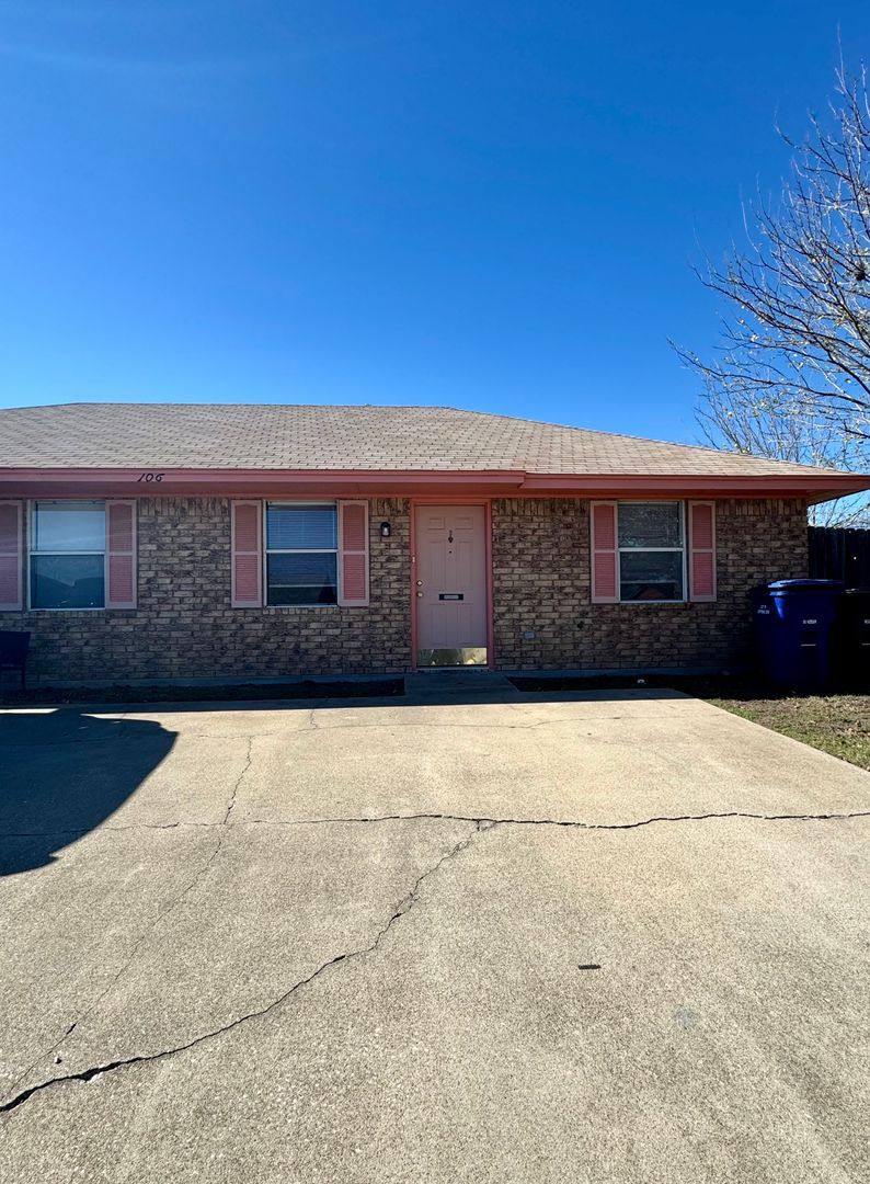 Apartment for rent at 106 Horseshoe Dr, Copperas Cove, TX 76522