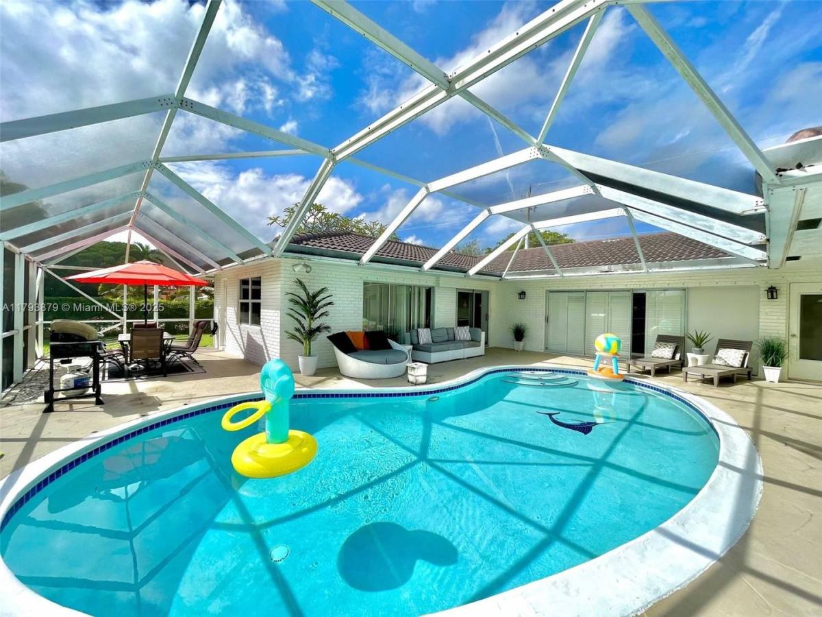House for rent at 1500 NW 45th St, Pompano Beach, FL 33064
