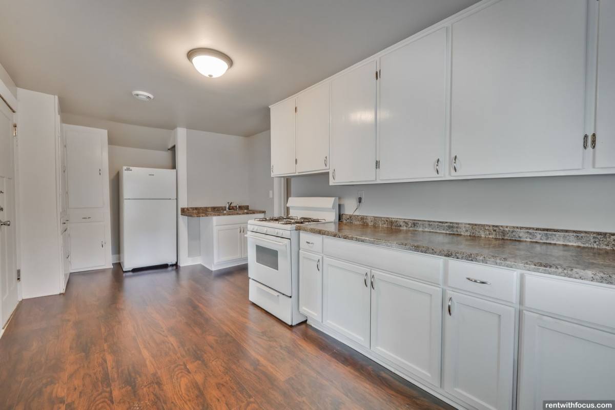 Apartment for rent at 581 Mount Vernon St, Oshkosh, WI 54901