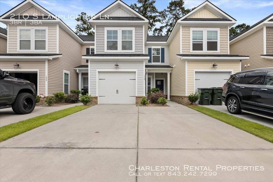 Townhouse for rent at 210 S Lamplighter Lane, Summerville, SC 29486