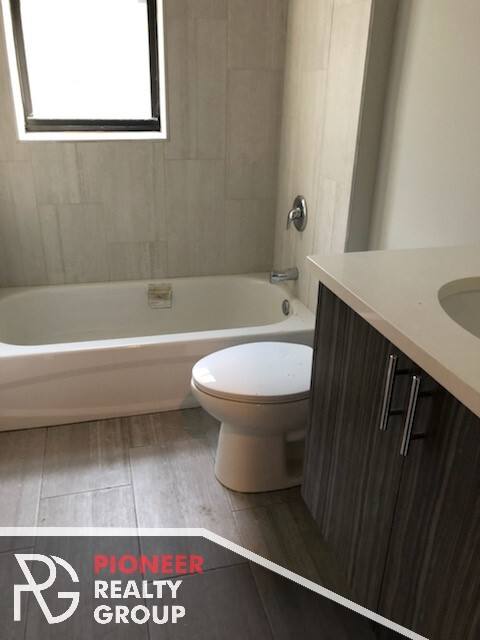 Apartment for rent at 2317 N Rockwell, Chicago, IL 60647