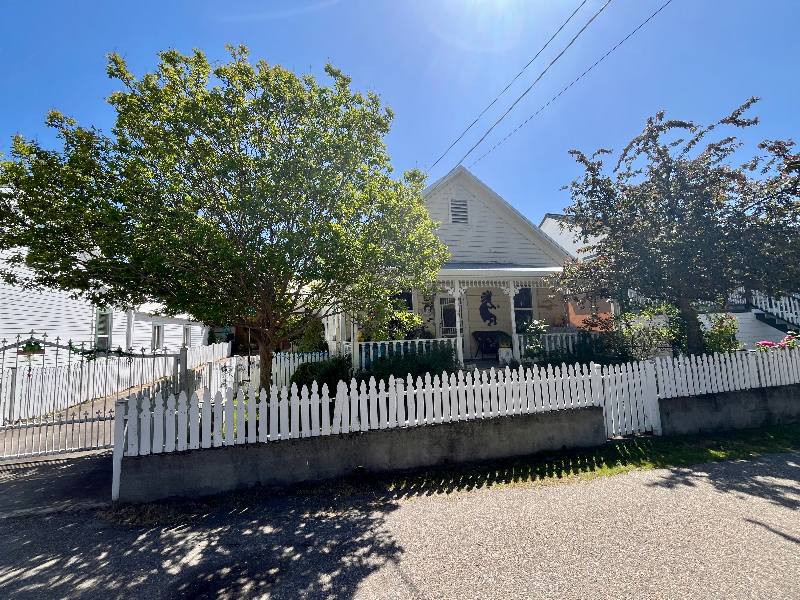 House for rent at 94 Boston Alley, Sutter Creek, CA 95685