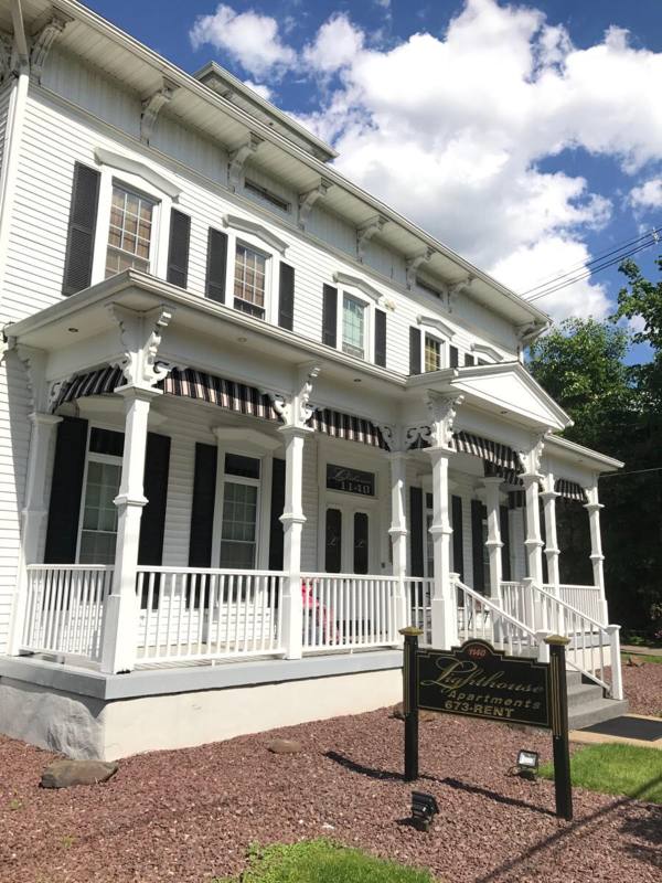 Apartment for rent at 1140 Buffalo St, Franklin, PA 16323