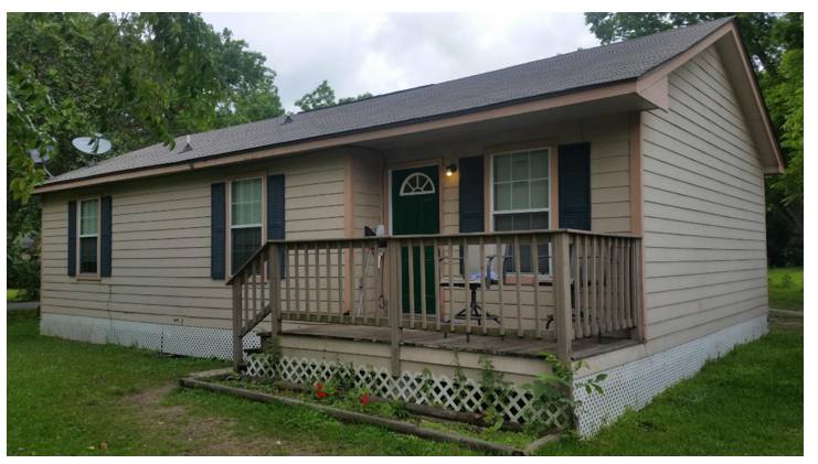 House for rent at 101 N Ohio, Brazoria, TX 77422
