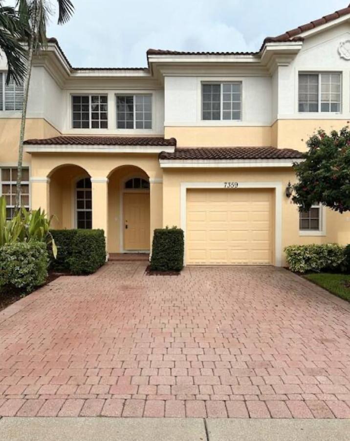 Townhouse for rent at 7359 Briella Dr, Boynton Beach, FL 33437