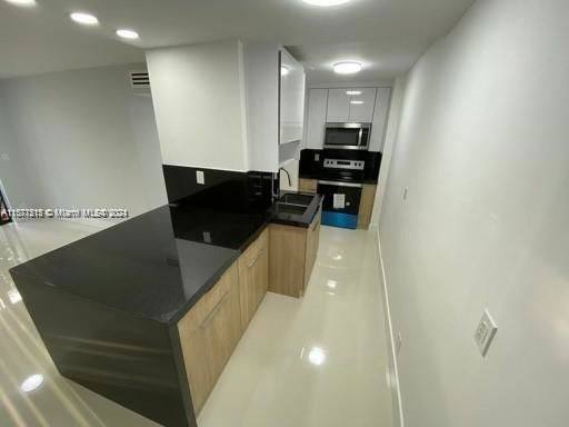 Apartment for rent at 8185 NW 7th St, Miami, FL 33126