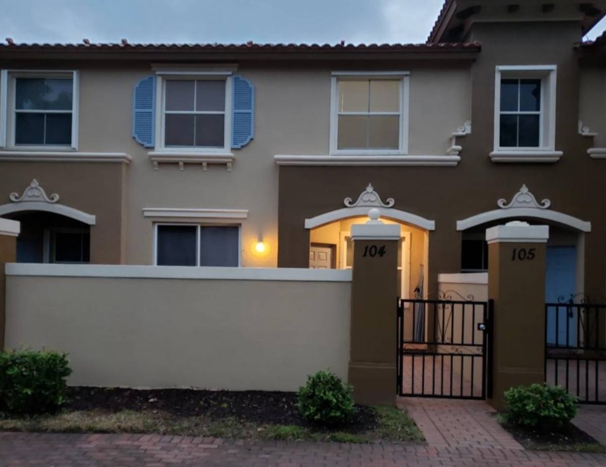Townhouse for rent at 2938 Hope Valley St, West Palm Beach, FL 33411