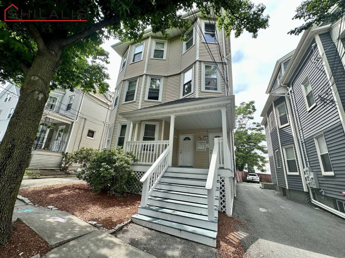 Apartment for rent at 21 Macarthur St #2, Somerville, MA 02145