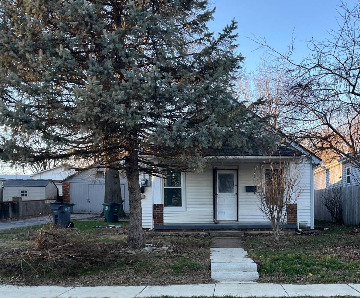 House for rent at 1405 Highlawn Ave, Lexington, KY 40505