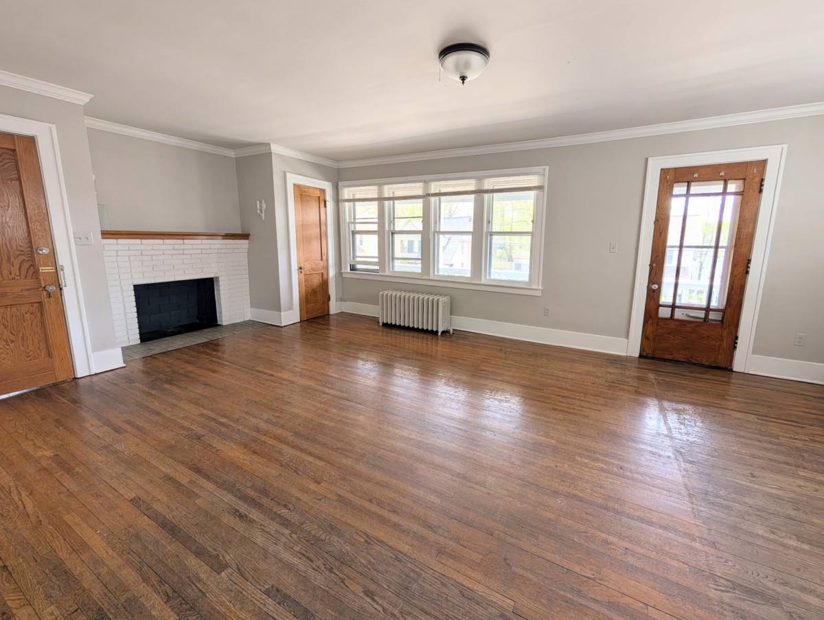 Townhouse for rent at 307 Spencer St NE, Grand Rapids, MI 49505