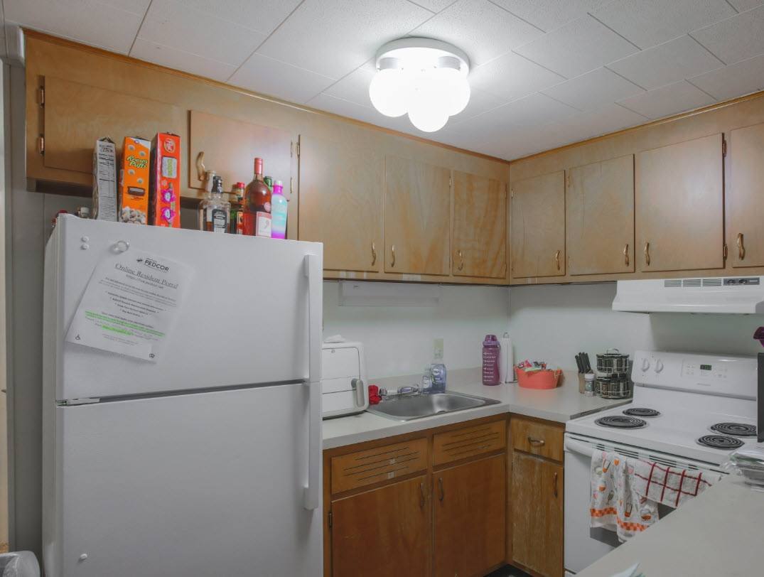 Apartment for rent at Colonial Arm, 400 Illinois St #1, Greencastle, IN 46135