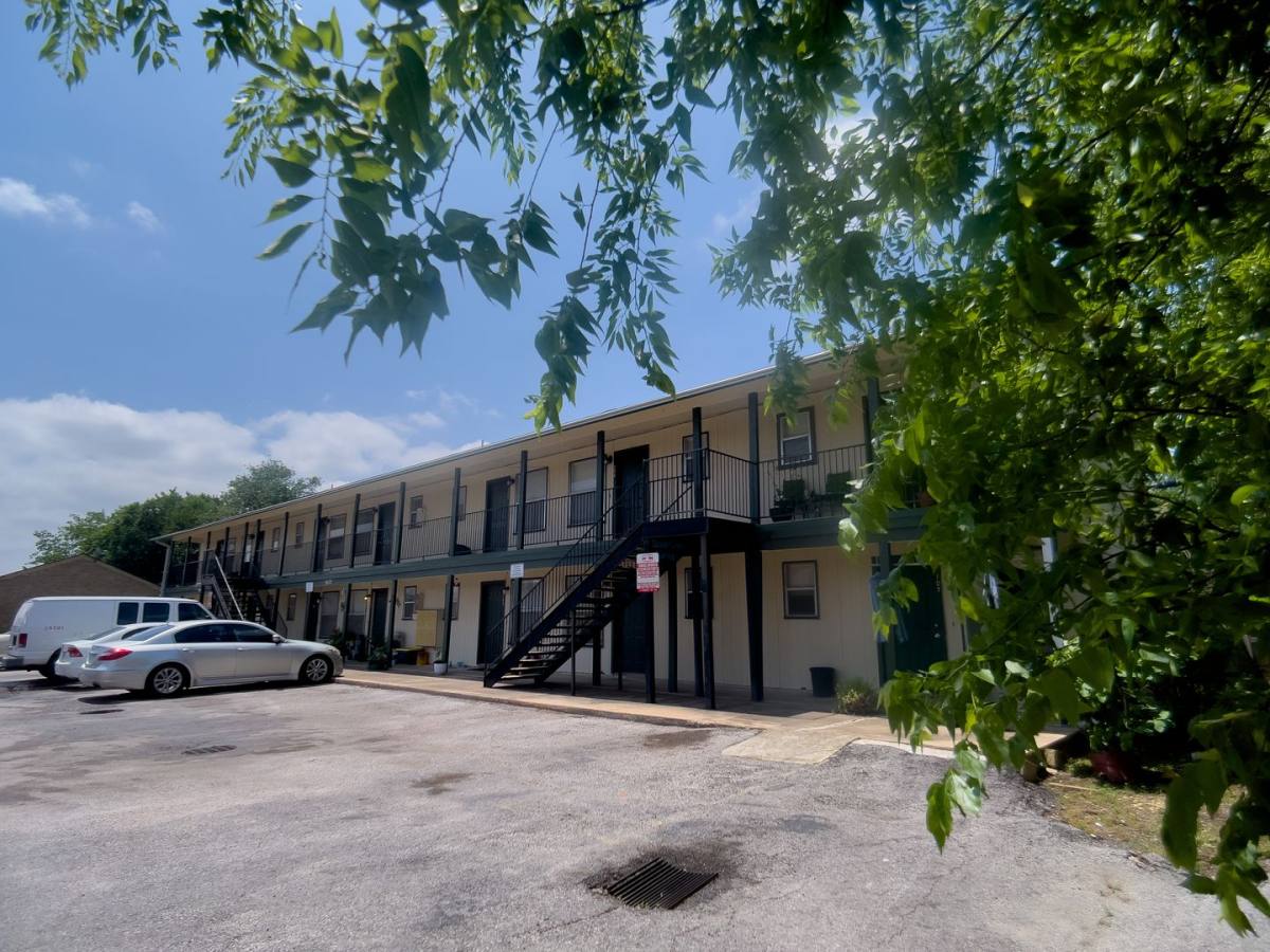 Apartment for rent at 2627 Jones Rd, Austin, TX 78745