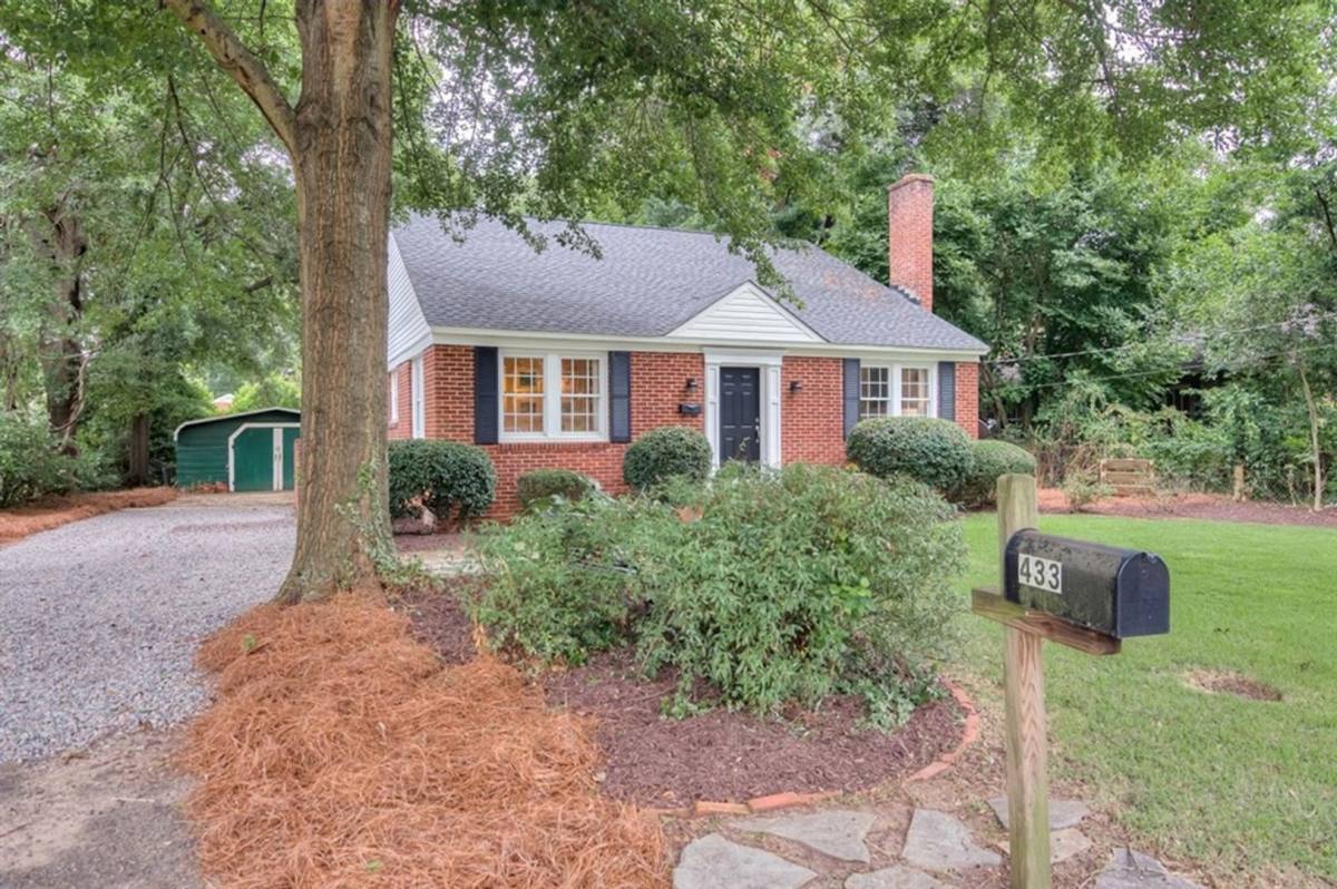 House for rent at 433 E Ave, North Augusta, SC 29841