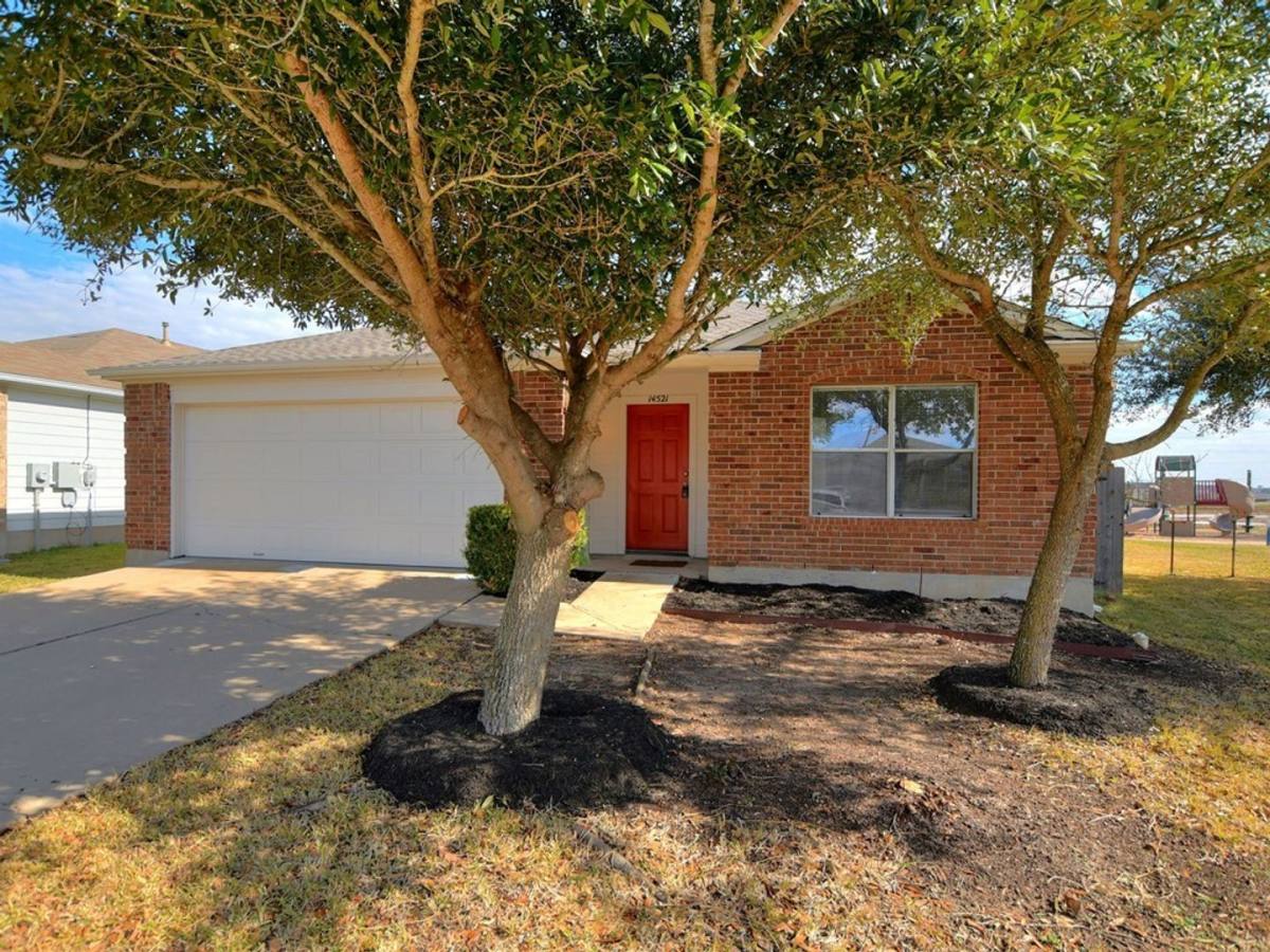 House for rent at 14521 Gurney's Eagle Dr, Elgin, TX 78621