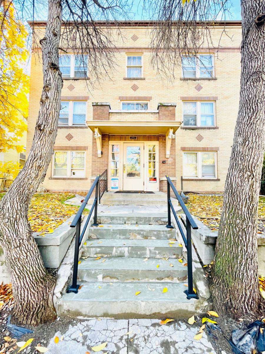 Apartment for rent at 520 4th Ave N, Great Falls, MT 59401