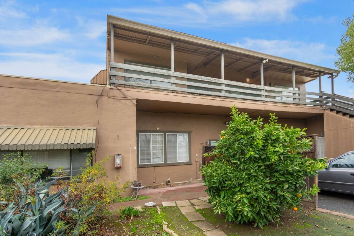 Apartment for rent at 2065 15th Ave, Sacramento, CA 95822
