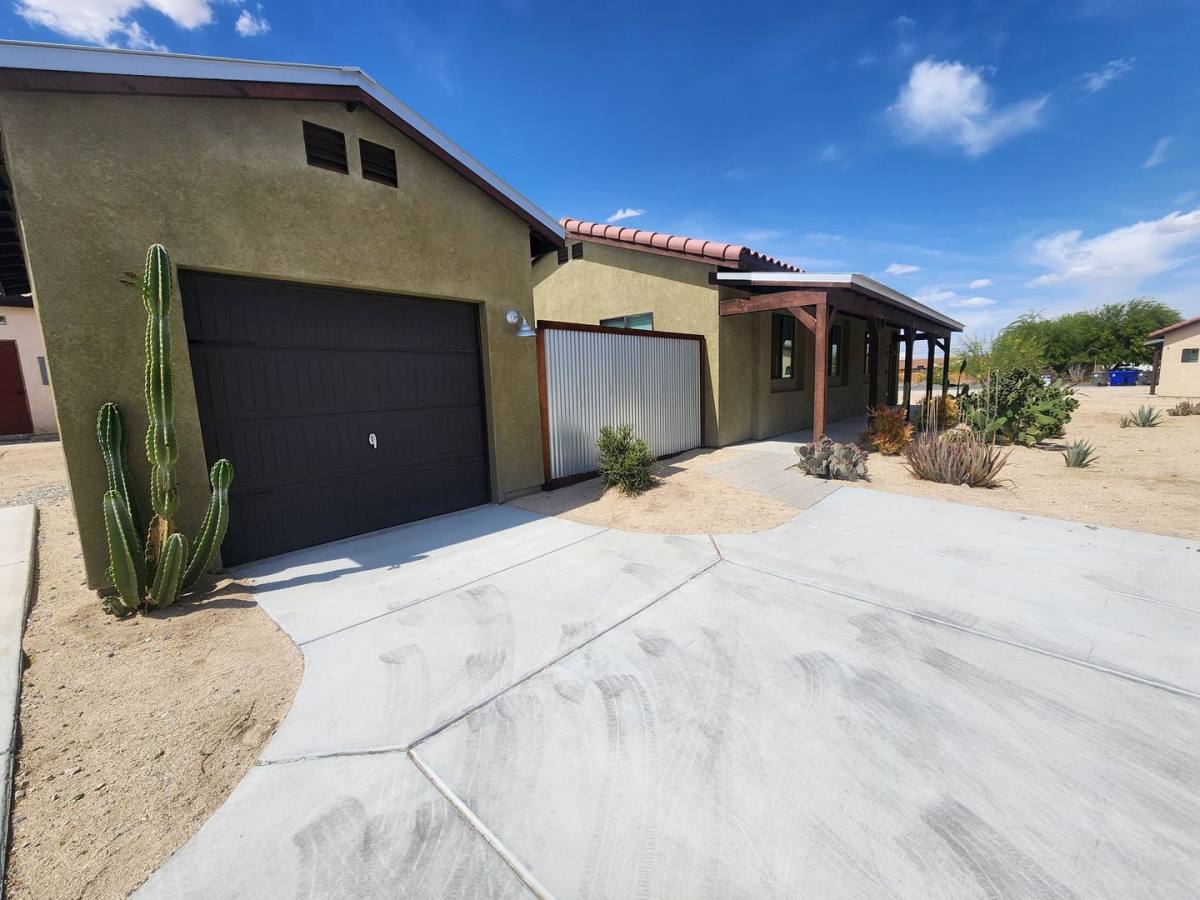 Apartment for rent at 6627 National Park Dr, Twentynine Palms, CA 92277