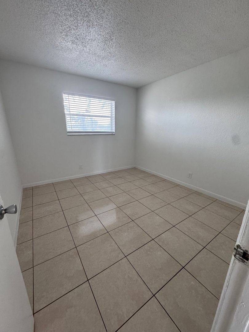 Apartment for rent at 6050 NW 8 St, Pompano Beach, FL 33063