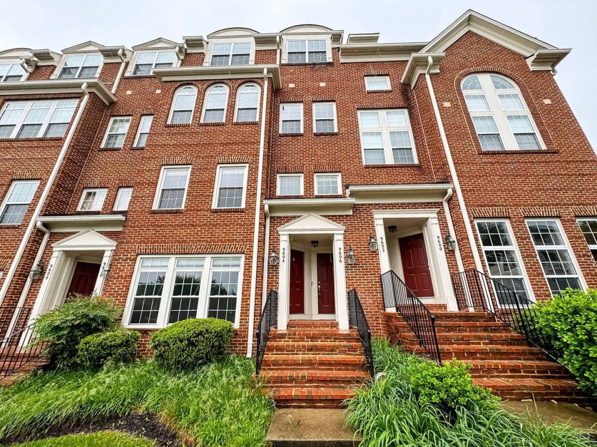 Townhouse for rent at 9606 Wigfall Way, Manassas, VA 20111