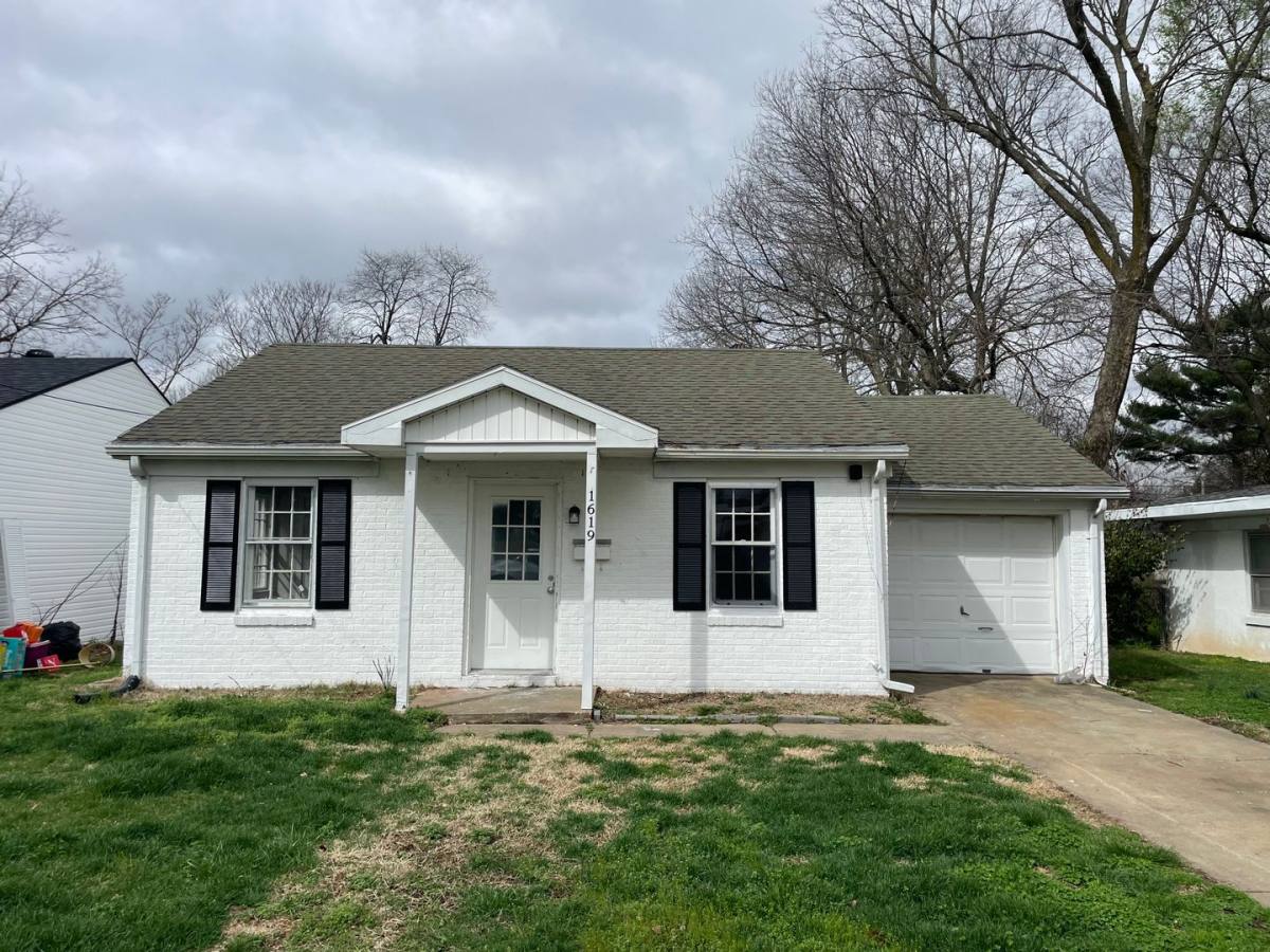 House for rent at 1619 S Kentwood Ave, Springfield, MO 65804