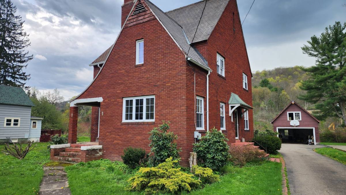 House for rent at 440 Derrick Rd, Derrick City, PA 16727