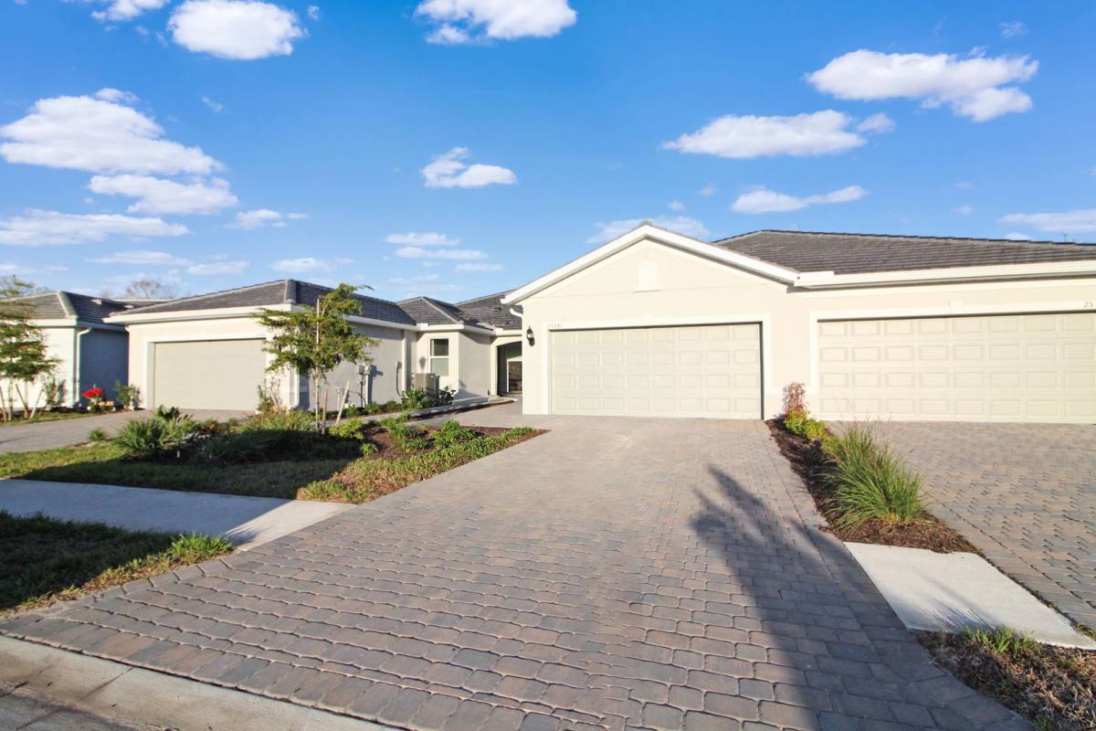 House for rent at 25041 Pearl Lake Circle, Englewood, FL 34223