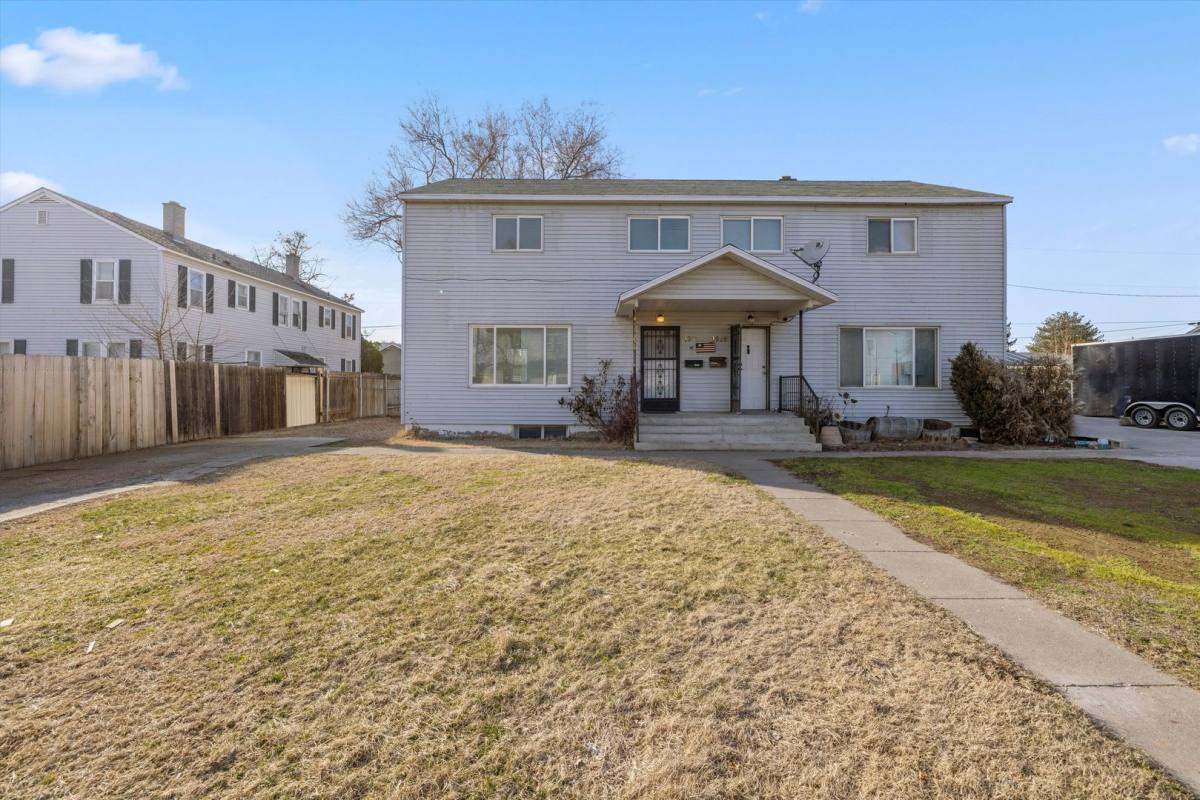 Apartment for rent at 1517 1519 Thayer Dr, Richland, WA 99354