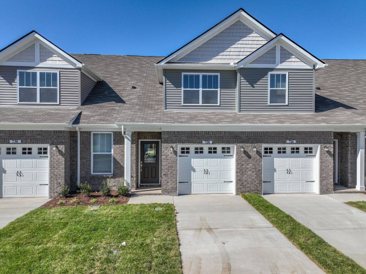 Townhouse for rent at 728 Mickelson Way, Lebanon, TN 37087