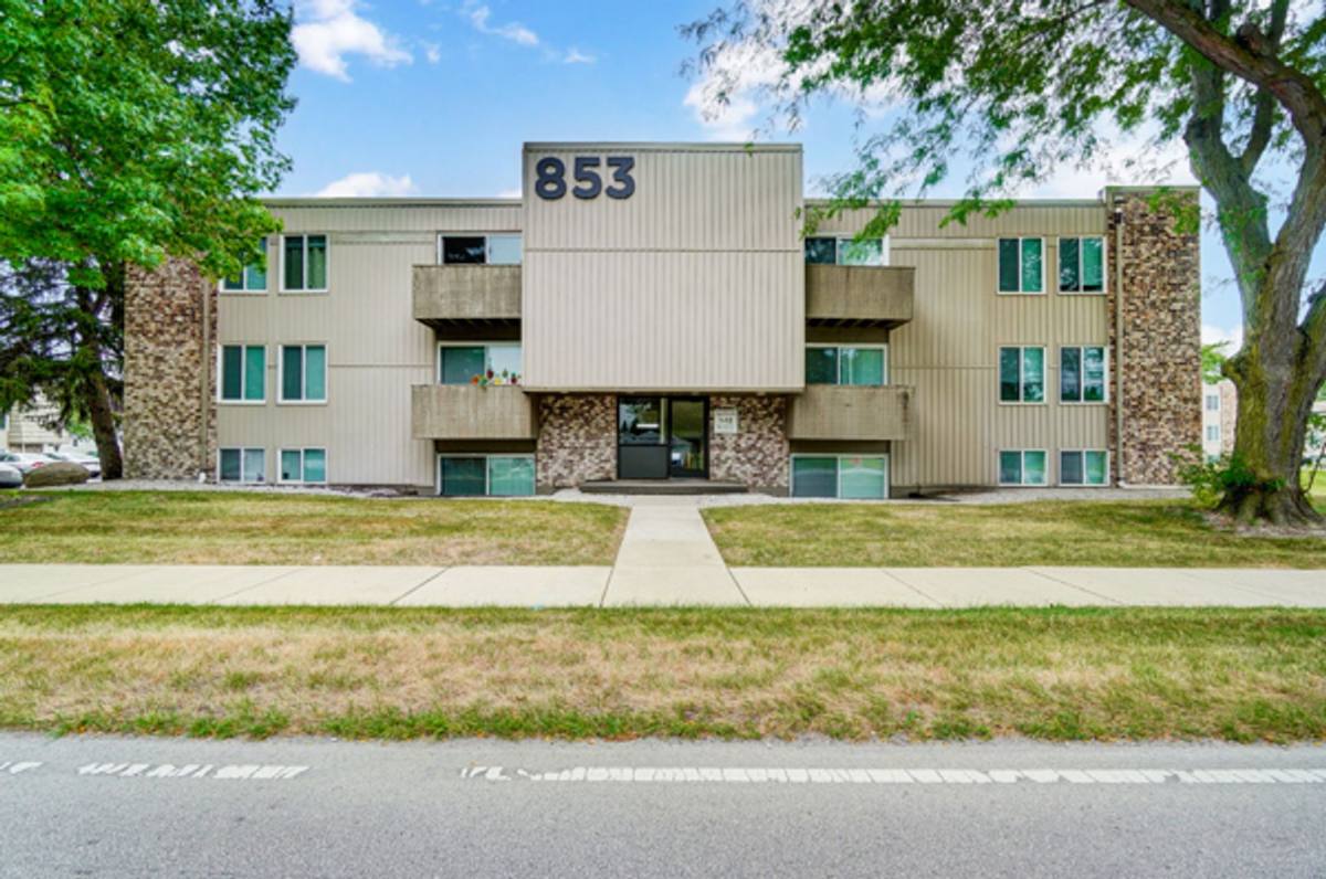 Apartment for rent at 751 High St #849-853 Napoleon Rd, Bowling Green, OH 43402