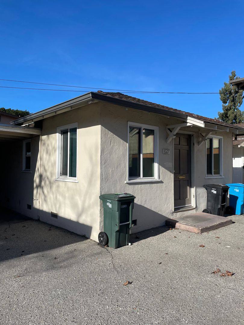 Apartment for rent at 825-837 Adams St, Redwood City, CA 94061