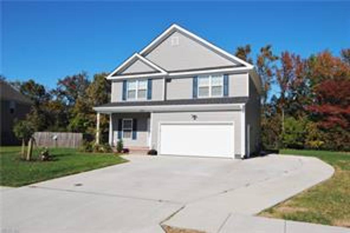 House for rent at 1049 Robert Welch Lane, Chesapeake, VA 23320