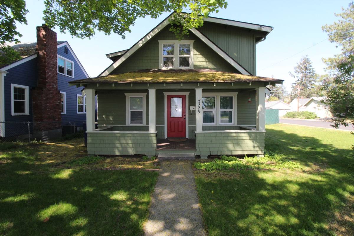 House for rent at 4329 N Whitehouse St, Spokane, WA 99205