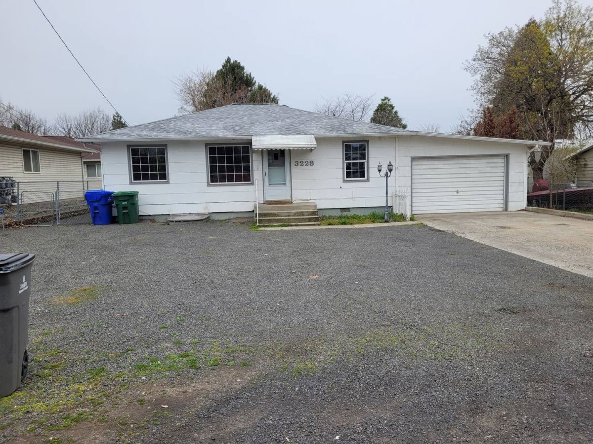 House for rent at 3228 5th St, Lewiston, ID 83501