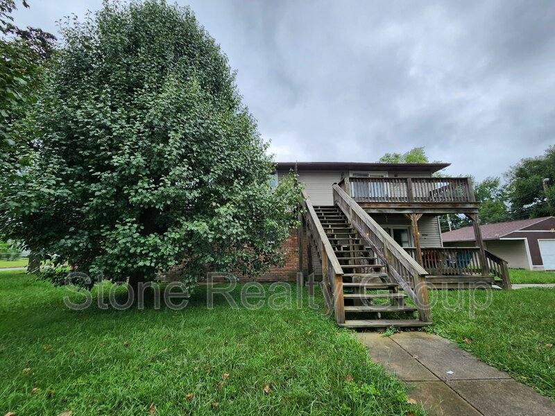 Apartment for rent at 2724 Maple Ave #B, Terre Haute, IN 47804