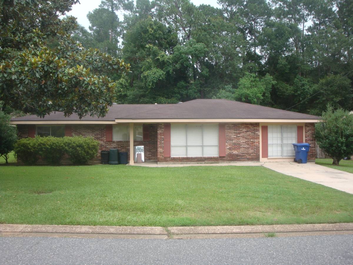House for rent at 504 Haynes Dr, Deridder, LA 70634