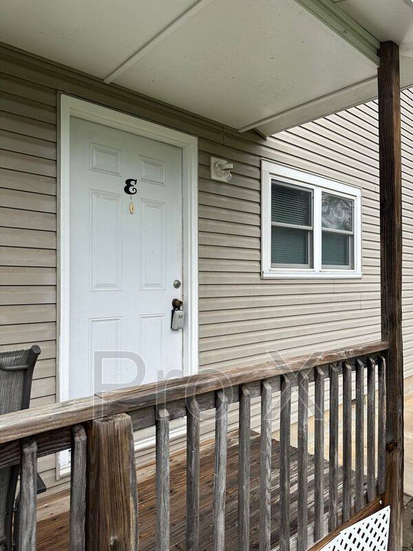 Apartment for rent at 1116 S Elm E, Pittsburg, KS 66762