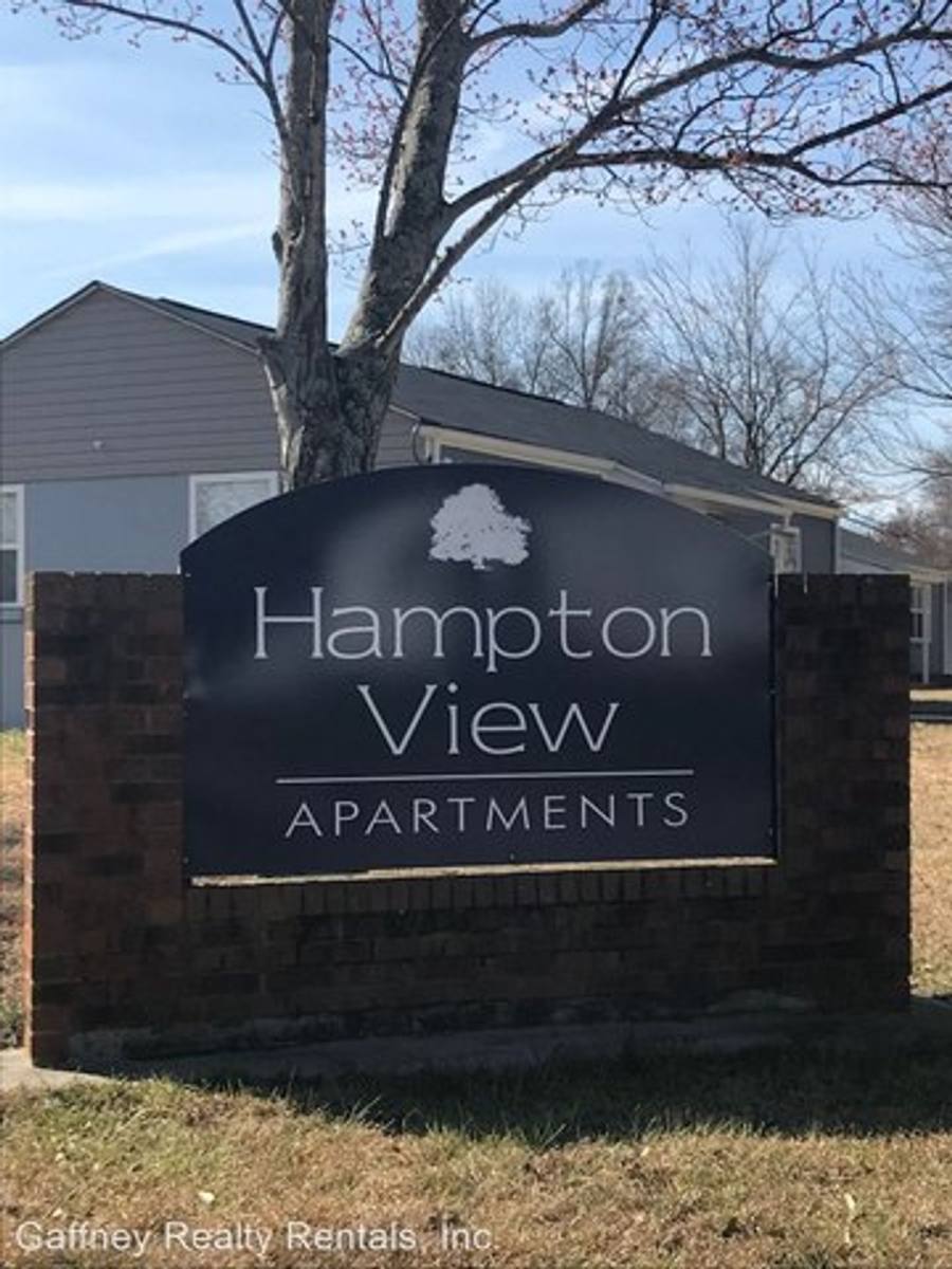 Apartment for rent at 815 W Buford St, Gaffney, SC 29341