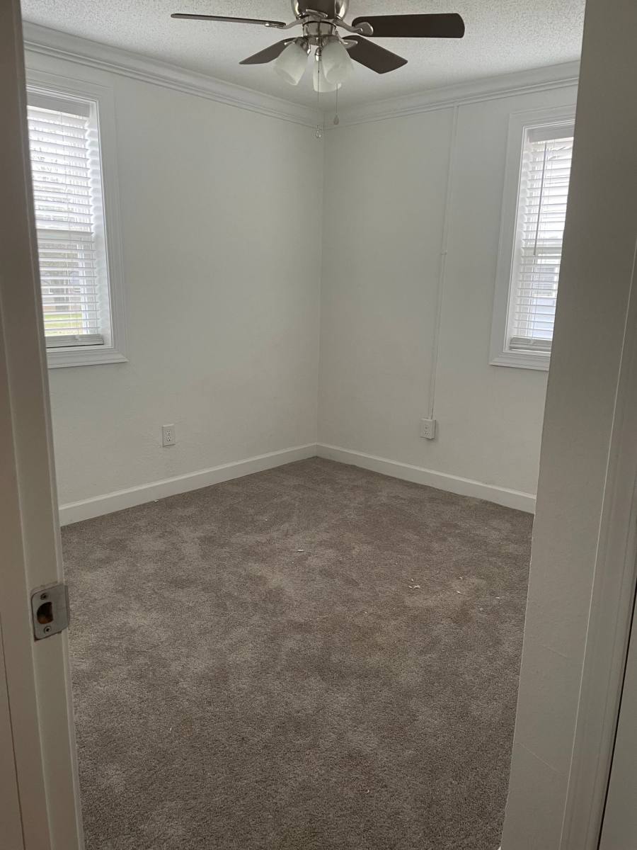 Apartment for rent at 815 W Buford St, Gaffney, SC 29341