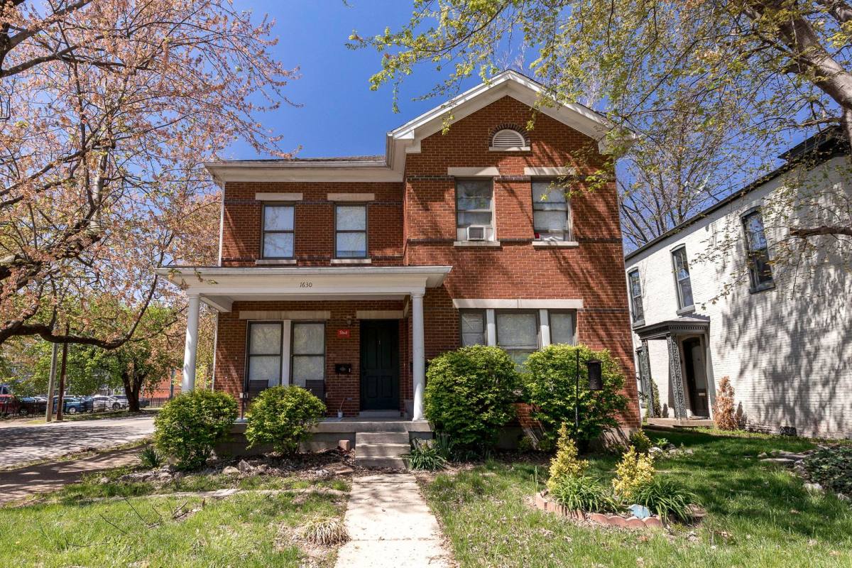 Apartment for rent at 1630 S 4th St, Louisville, KY 40208
