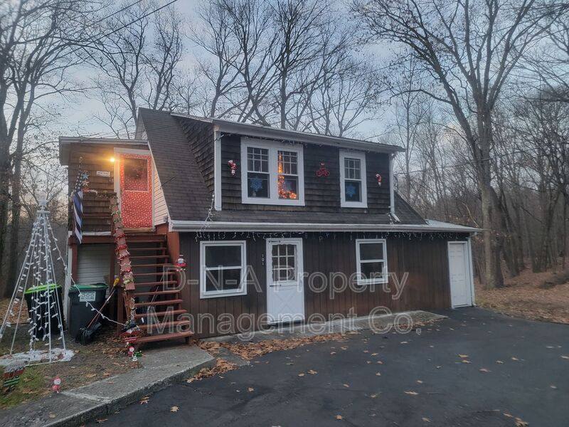Apartment for rent at 4036 Manor Dr #101, Stroudsburg, PA 18360