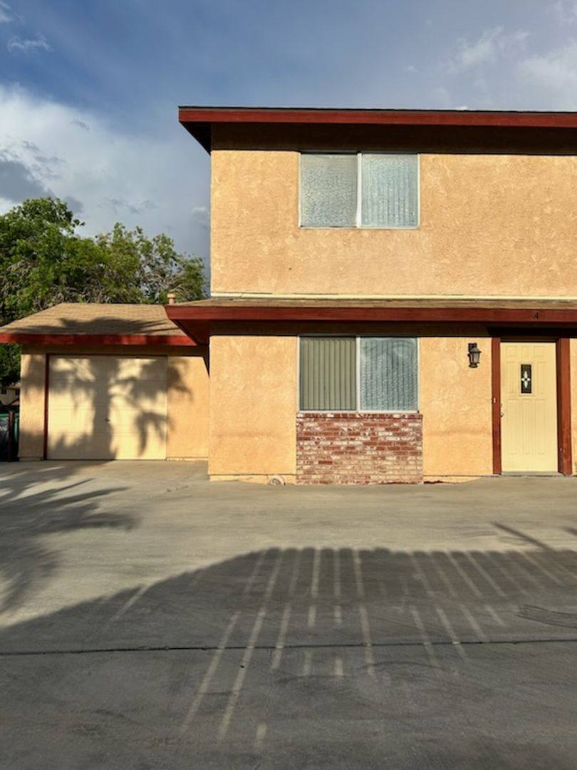 Apartment for rent at 1017 Perdew Ave, Ridgecrest, CA 93555