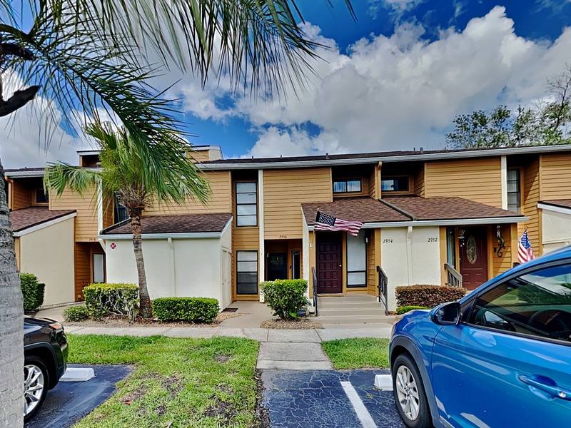 Townhouse for rent at 2956 Clubview Dr, Orlando, FL 32822