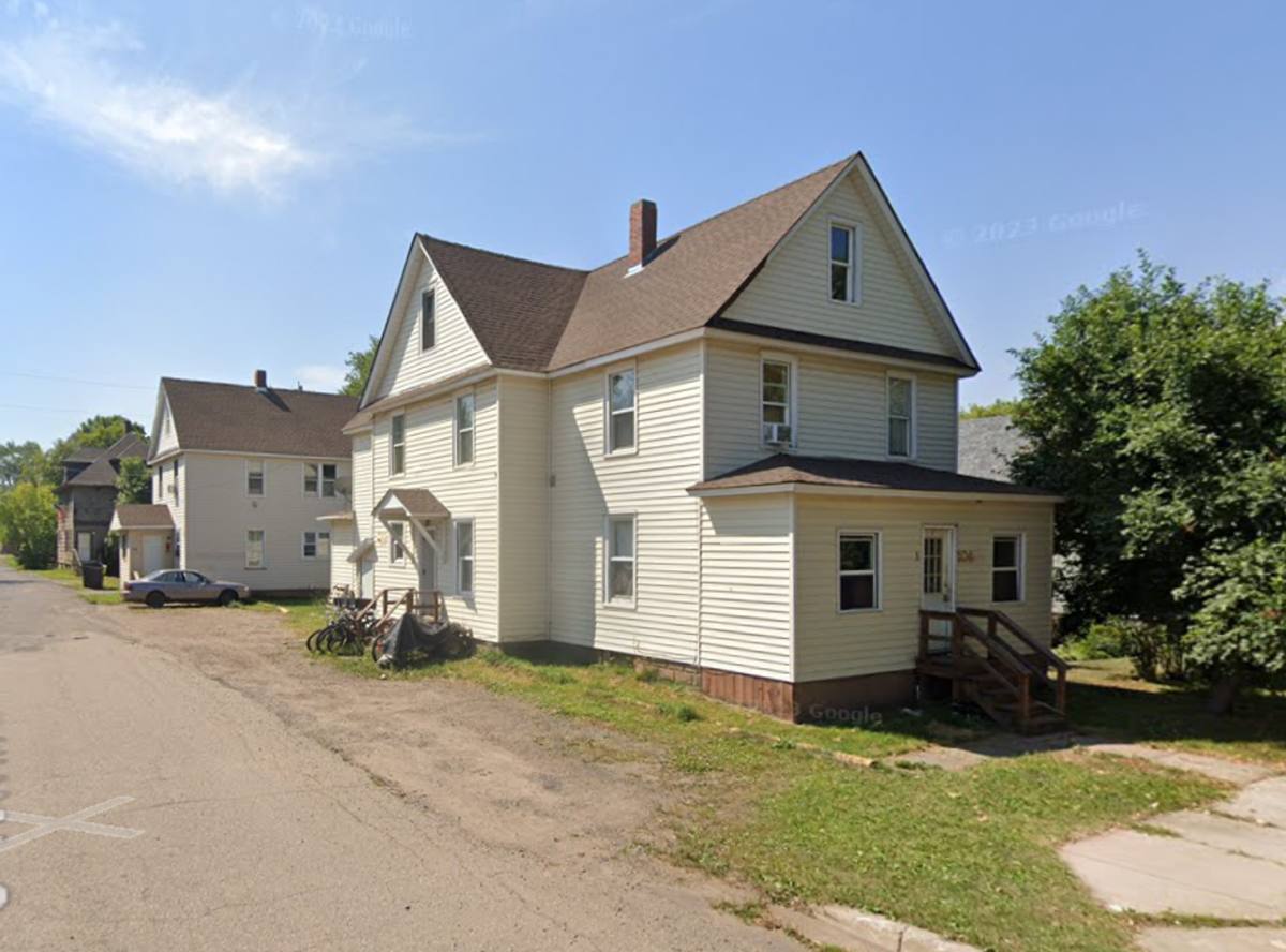 Apartment for rent at 104 5th St S, Virginia, MN 55792