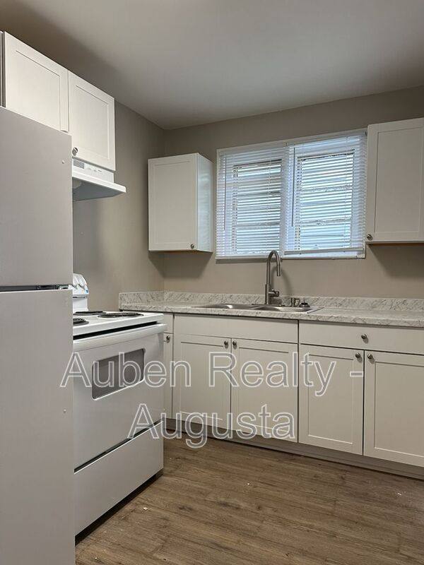 Apartment for rent at 1712 Central Ave #2, Augusta, GA 30904