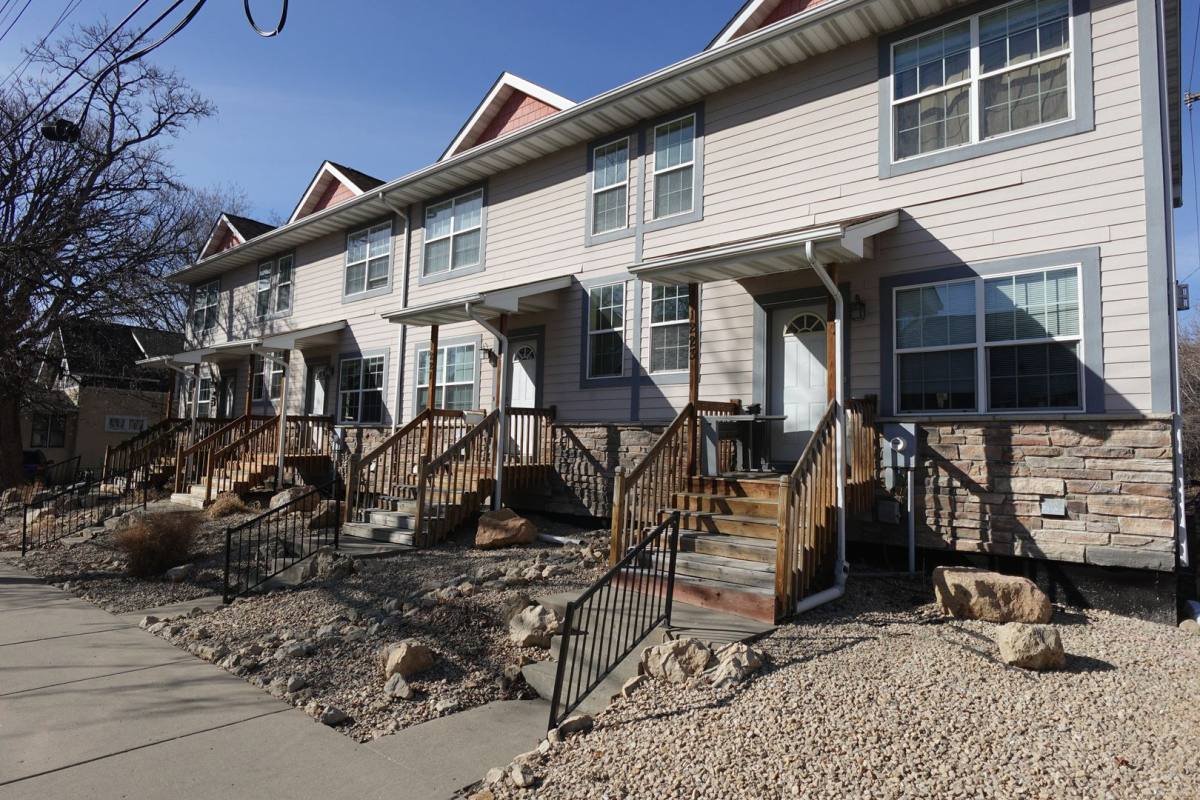 Apartment for rent at 1217-1223 Yale Ave, Minneapolis, MN 55414