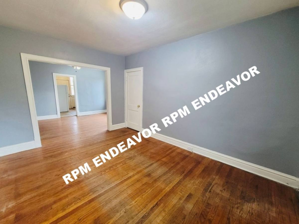 Apartment for rent at 4815 Anderson Ave, Saint Louis, MO 63115
