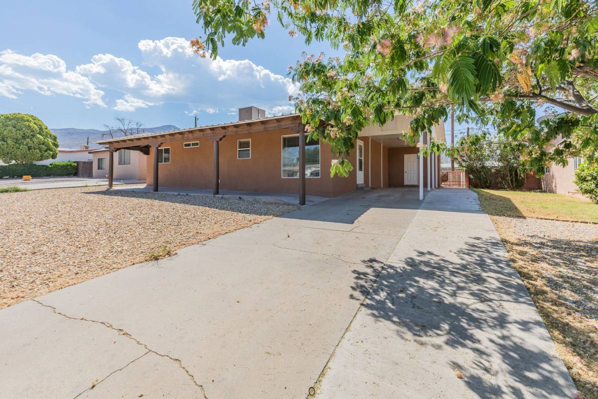 House for rent at 1314 Hendrix Ave, Alamogordo, NM 88310